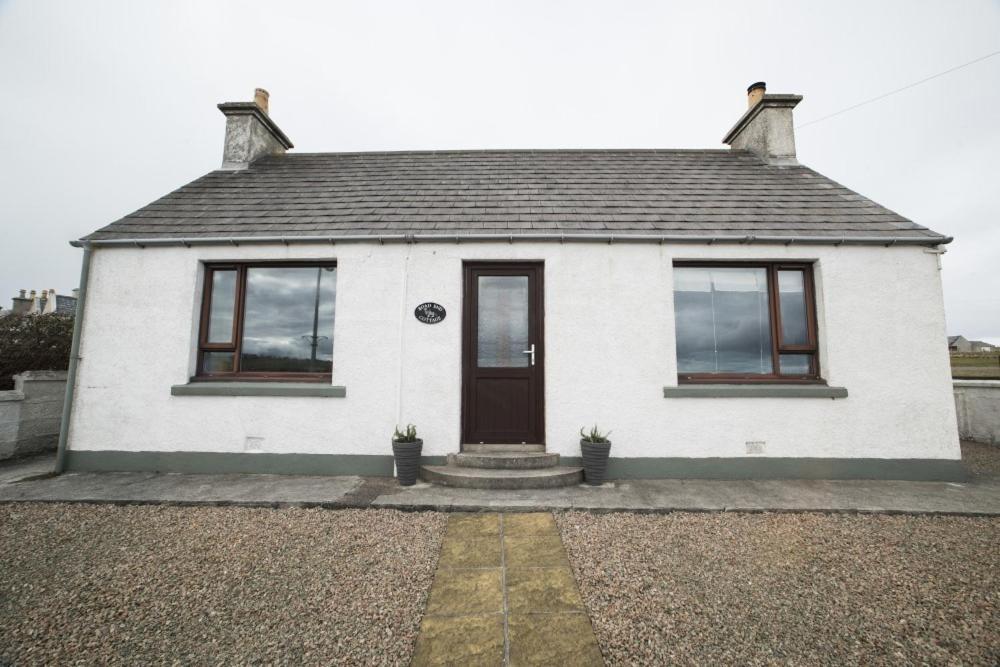 Road End Cottage Port of Ness Bagian luar foto